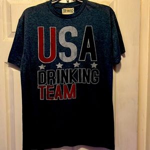 True Vintage Size Medium USA Drinking Team Shirt